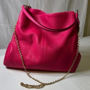 Coach F34495 Large Shoulder Bag in Hot Pink Pebbled Leather. Added chain